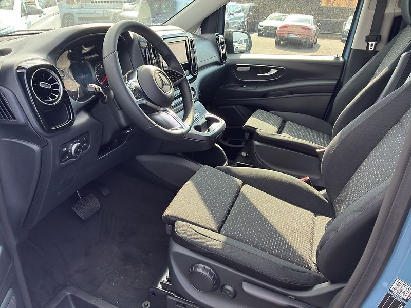 Mercedes-Benz Vito 116 CDI Tourer Select L - fotka 15 z 26