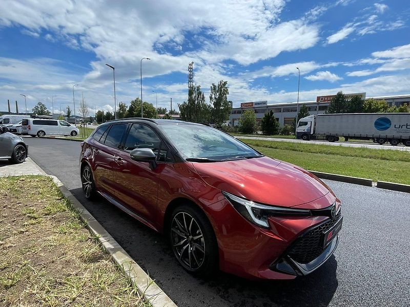 Toyota Corolla 2.0 Hybrid GR SPORT - fotka 8 z 28