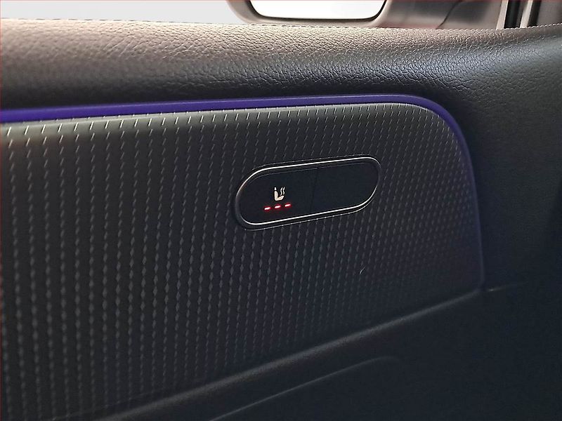 Mercedes-Benz Třídy B (2019) B 180, Automat, Kůže, Navi - fotka 24 z 24