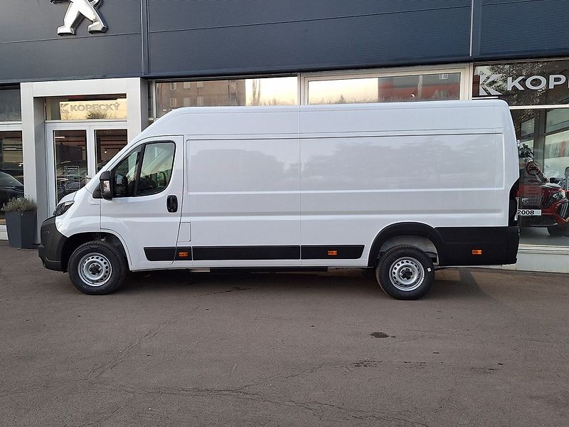 Peugeot Boxer (2026) FG 4350 e-L4H2 200 kW/110 kWh - fotka 4 z 15