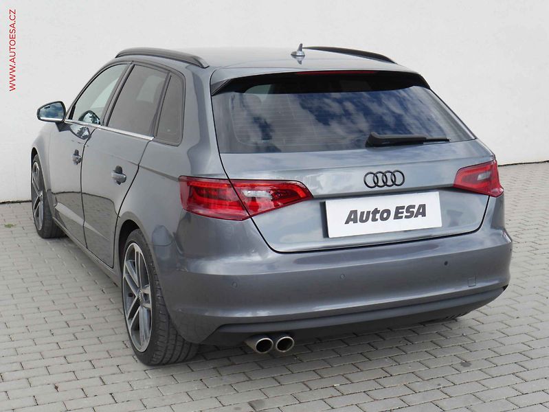 Audi A3 (2013) 2.0TDi, Ambition - fotka 6 z 22