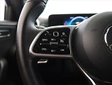 Mercedes-Benz Třídy A (2022) A 180 d - náhled 16