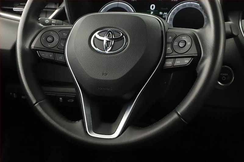 Toyota Corolla (2024) Style 1.8 Hybrid - fotka 19 z 20