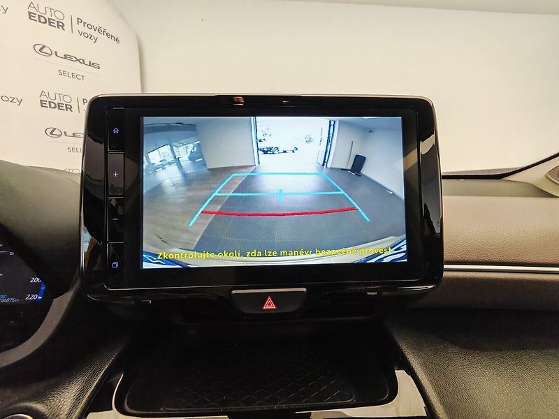 Toyota Yaris Cross 1.5 Hybrid - fotka 30 z 37