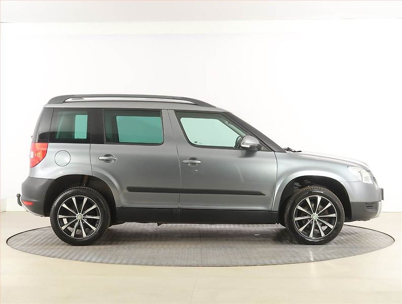 Škoda Yeti (2011) 2.0 TDI, 4X4, Serv.kniha - fotka 6 z 19
