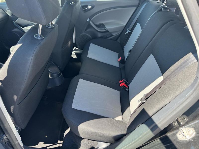 Seat Ibiza 1,6 TDi - fotka 19 z 19