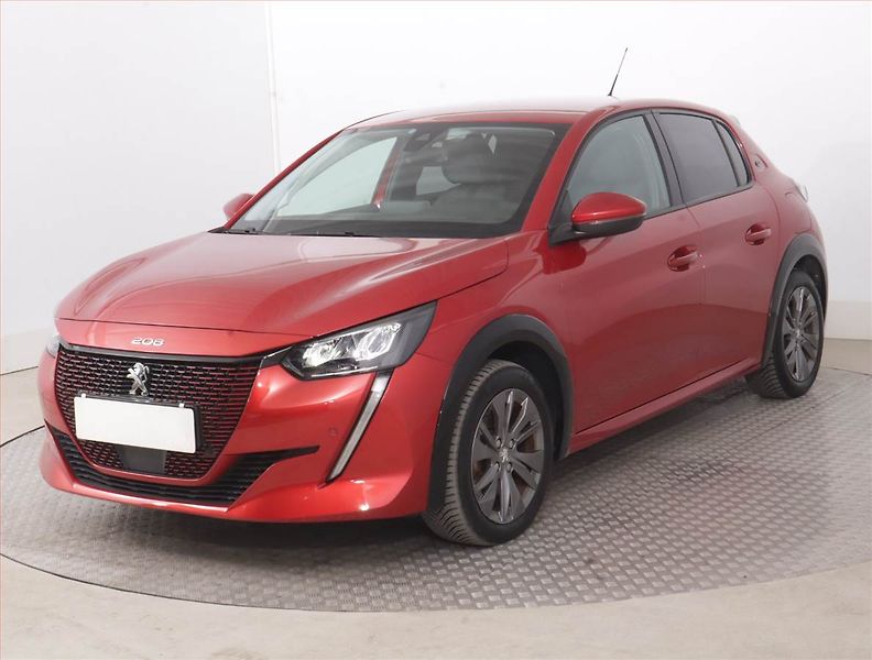 Peugeot 208 (2020) 50 kWh, SoH 95%, Automat - fotka 2 z 18