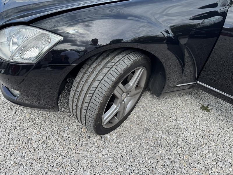 Mercedes-Benz Třídy S (2008) S 320CDi, 4MATIC - fotka 33 z 38