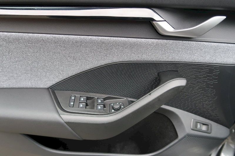 Škoda Octavia (2024) Combi Selection 1,5 TSI/85 kW - fotka 17 z 31