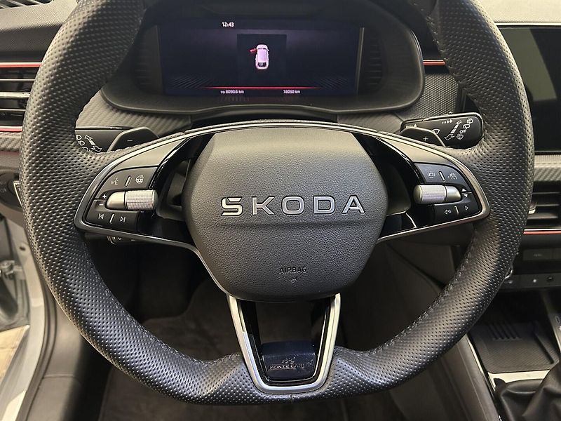 Škoda Scala 1.5 TSI Monte Carlo - fotka 8 z 24