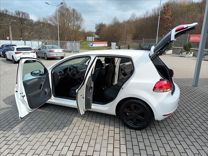 Volkswagen Golf 1,4 16V,59KW,TREND,KLIMA,ESP, - fotka 10 z 33