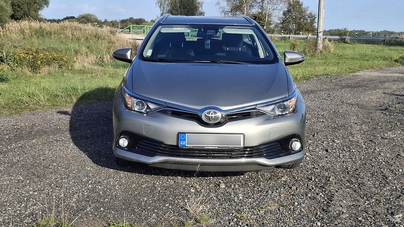 Toyota Auris (2016) Touring sports edition S 1,2 - fotka 7 z 12