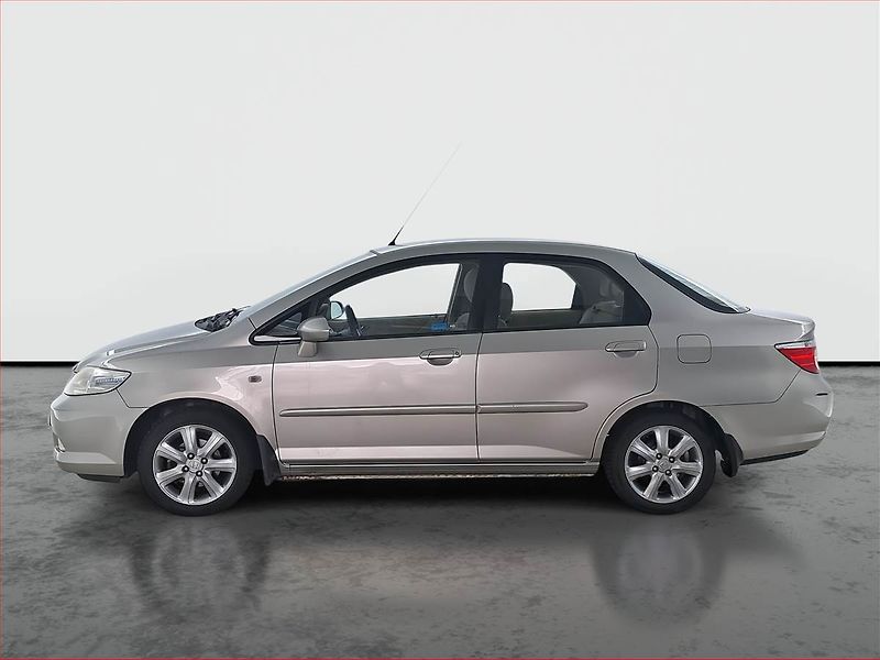 Honda City (2007) 1.4 i, nová STK, levný provoz - fotka 3 z 18