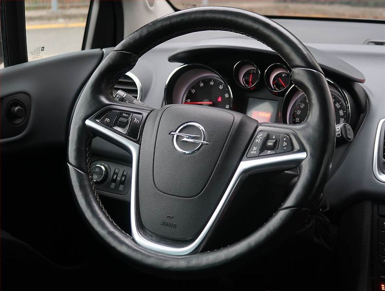 Opel Meriva (2013) 1.4 Turbo, ČR,1.maj - fotka 15 z 17