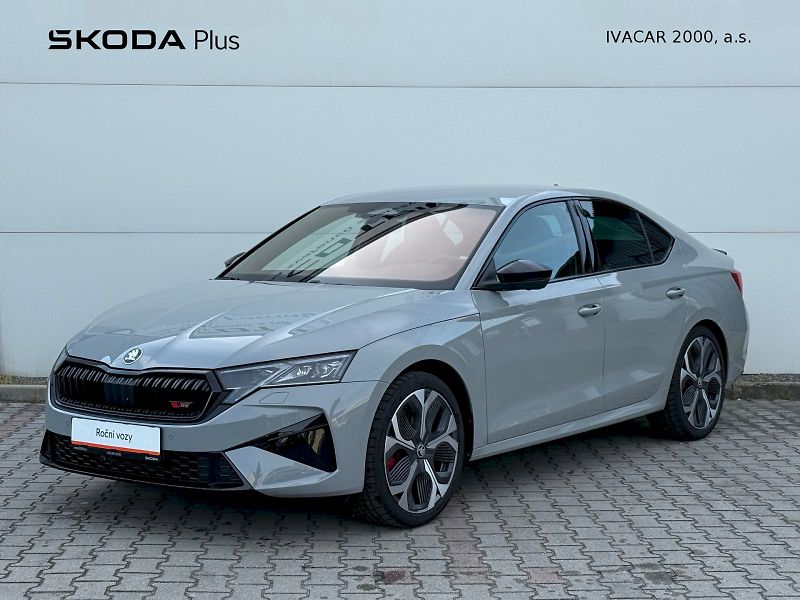 Škoda Octavia (2025) 2.0 TSI 195 kW DSG RS - fotka 1 z 23