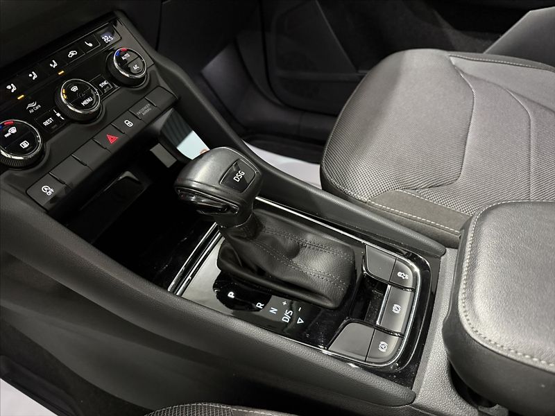 Škoda Kodiaq 2,0   TDI 110KW DSG PO SERVISU - fotka 17 z 32