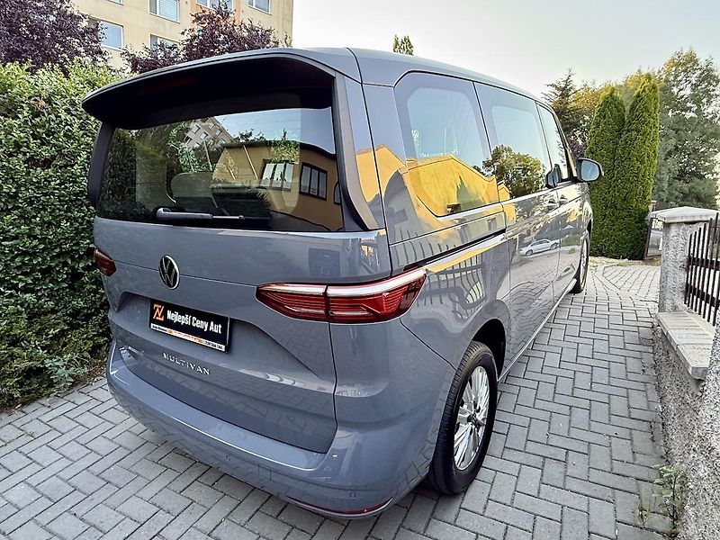 Volkswagen Multivan (2024) 2,0TSi 150kW LIFE DSG Koup.ČR - fotka 5 z 21