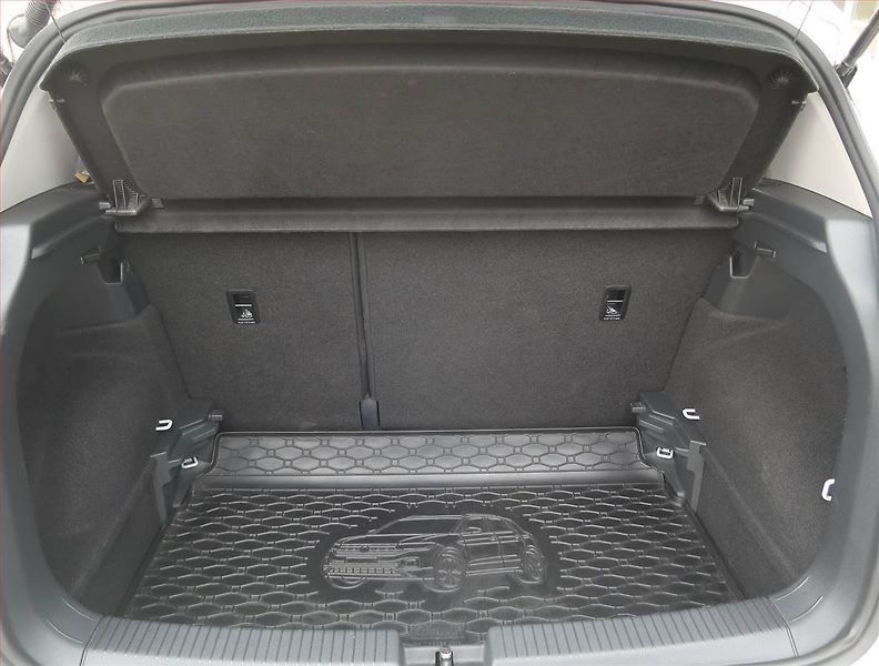 Volkswagen T-Cross (2021) 1.0 TSI - fotka 14 z 19