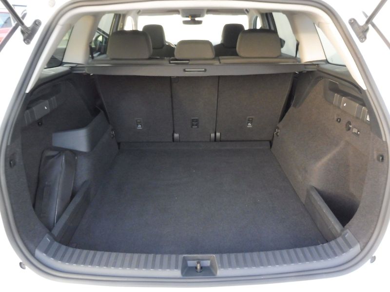Škoda Kodiaq (2024) Selection 2,0 TDI 110kW DSG - fotka 21 z 28