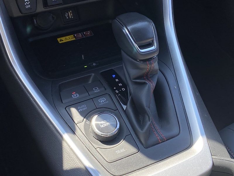 Toyota RAV4 2.5Plug-in, ČR, Selection, 4x4 - fotka 26 z 36