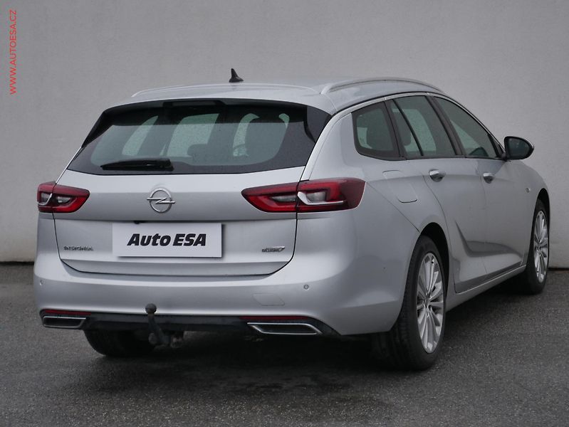 Opel Insignia (2018) 2.0CDTi 4x4, 1.maj,ČR - fotka 4 z 22