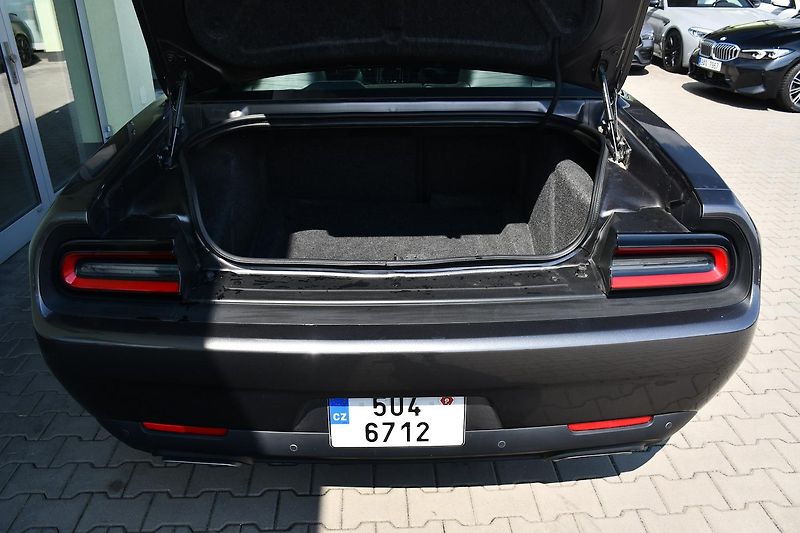 Dodge Challenger 5.7 V8 HEMI - fotka 36 z 41