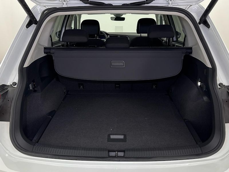 Volkswagen Tiguan Life DSG - fotka 10 z 30