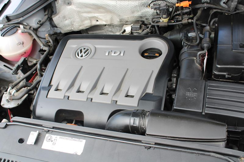 Volkswagen Tiguan (2012) 2.0 TDI KLIMA VÝHŘEV TAŽNÉ NAV - fotka 22 z 23