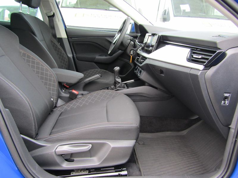 Škoda Scala (2021) 125 Let 1.0 TSI 81KW - fotka 21 z 30