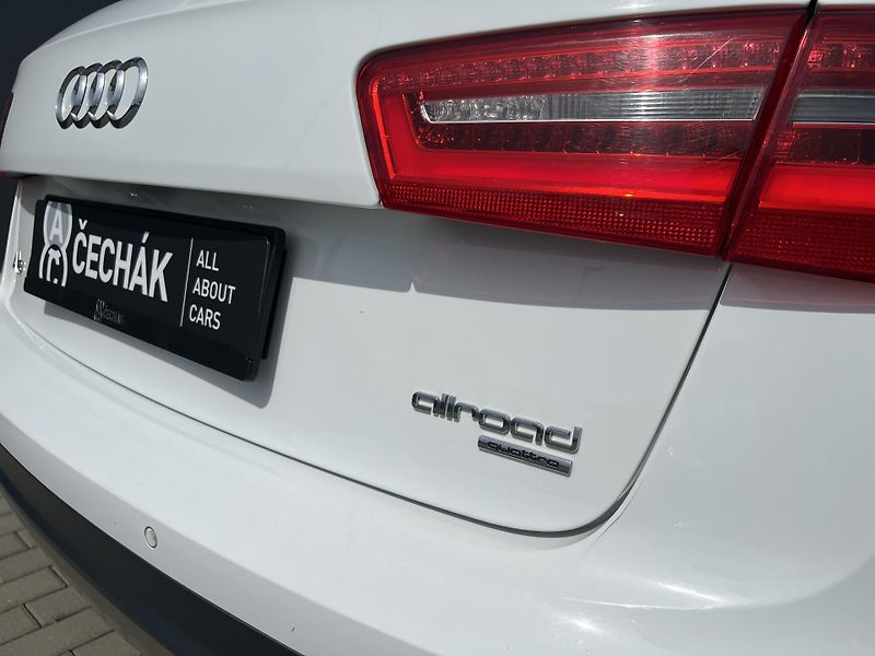 Audi A6 Allroad (2013) 3.0 BiTDi 230KW QUATTRO - fotka 31 z 41