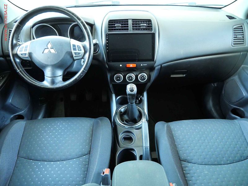 Mitsubishi ASX (2011) 1.6 MIVEC, ČR, AC, tempo - fotka 8 z 20