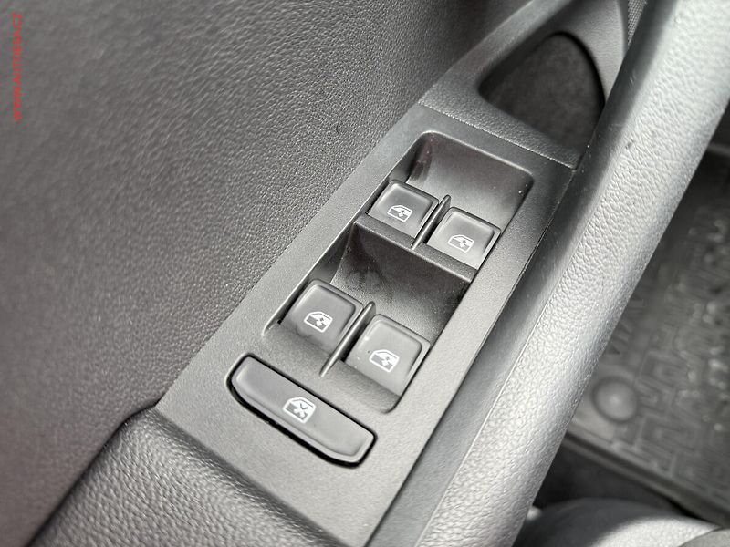 Škoda Octavia (2017) 1.8TSi 4x4, 2.maj,ČR, Style - fotka 11 z 19