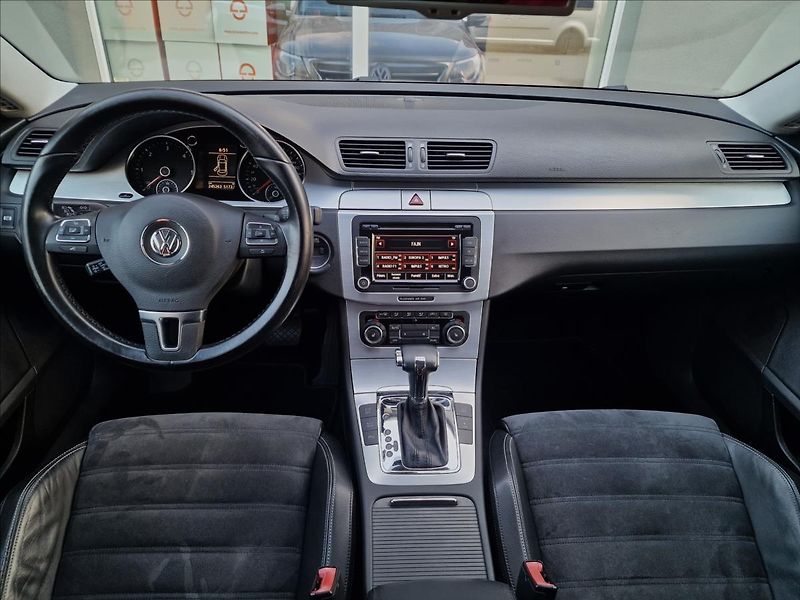 Volkswagen Passat CC 2.0 TDI 125kW DSG, původ ČR - fotka 23 z 43