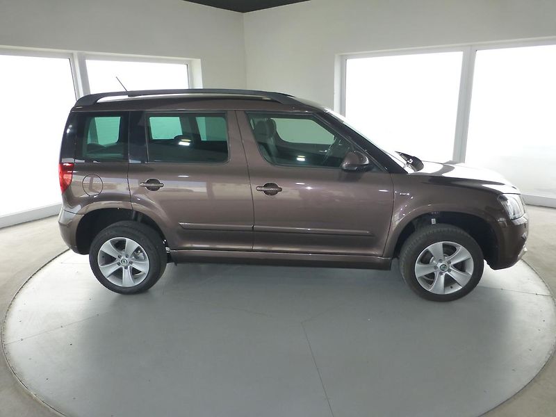 Škoda Yeti (2017) 1,2TSI*TAŽ**NAV*PARK S**XENONY - fotka 5 z 28