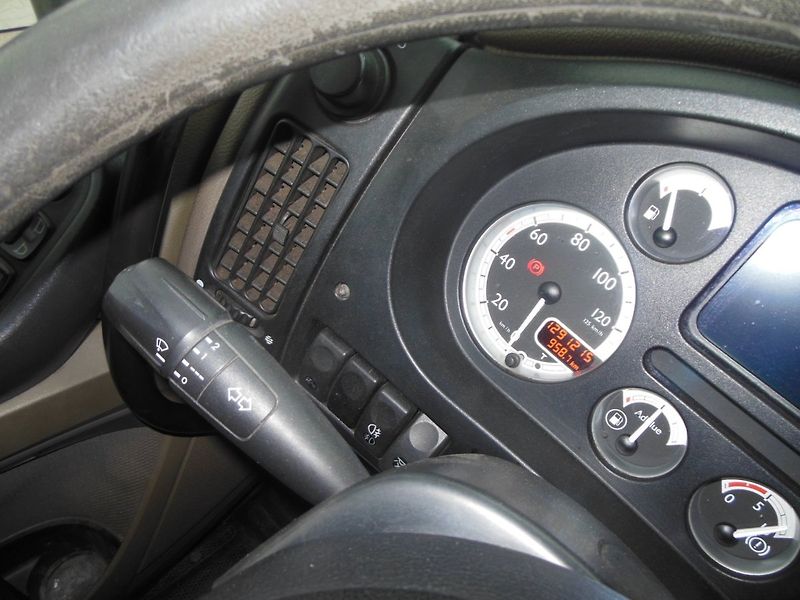 DAF XF 105.460 SC, LowDeck, Euro 5 EE - fotka 14 z 21