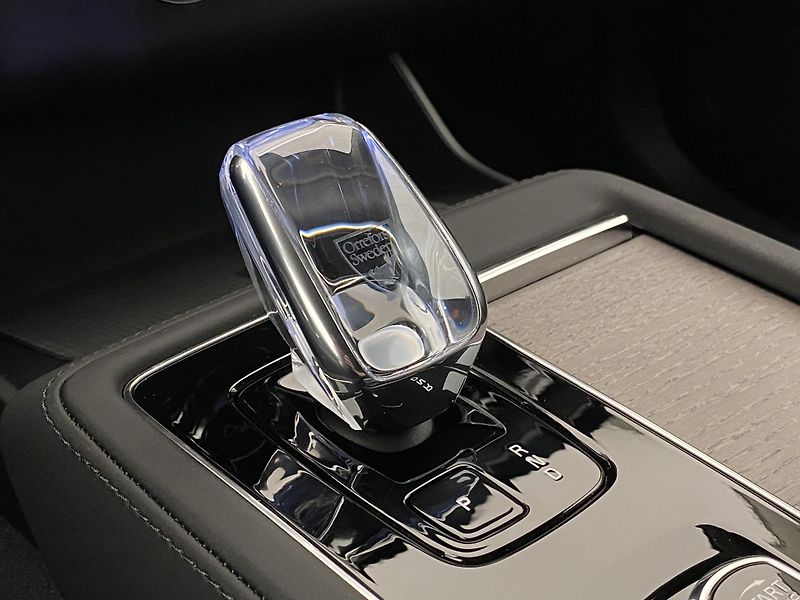 Volvo XC90 (2026) B5 AWD AUT DARK PLUS 7míst - fotka 36 z 67