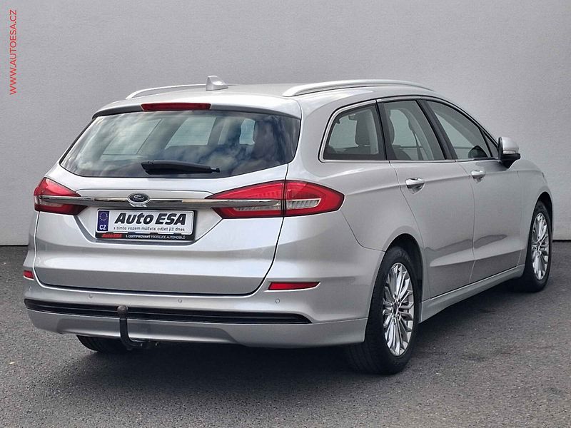 Ford Mondeo (2021) 2.0 TDCi, Titanium - fotka 4 z 18