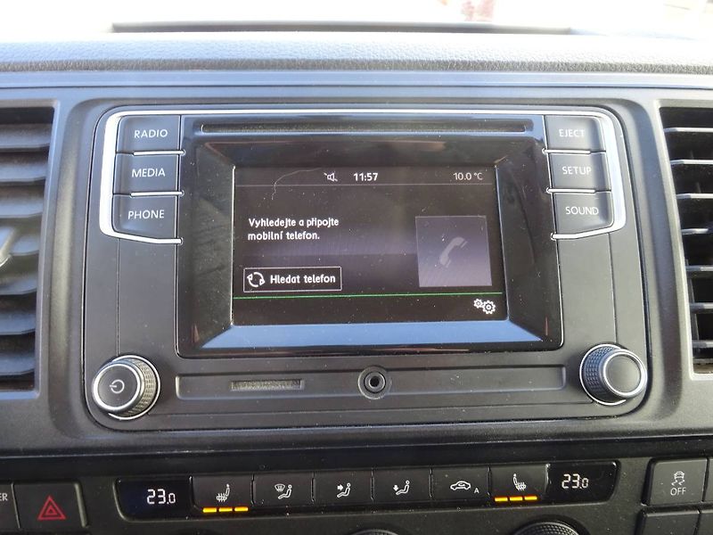 Volkswagen Multivan (2016) 2,0TDi /110kW KR 4 Motion DSG - fotka 15 z 25