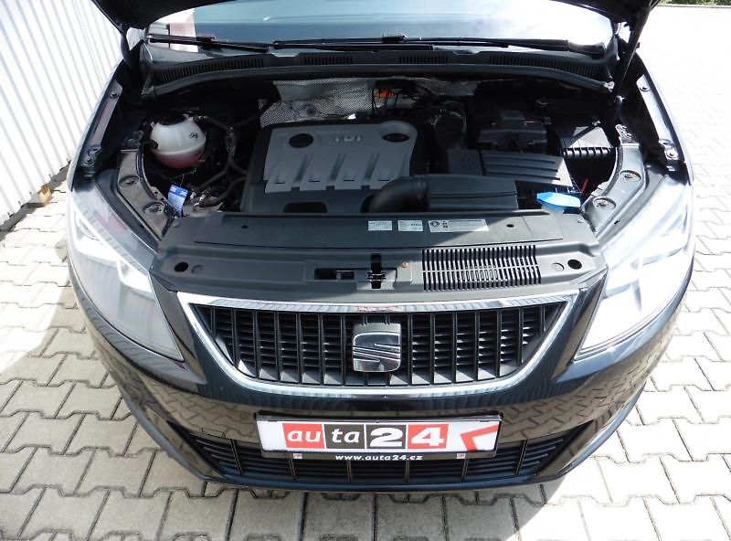 Seat Alhambra 2.0 TDi Style Navi 7.míst - fotka 21 z 21
