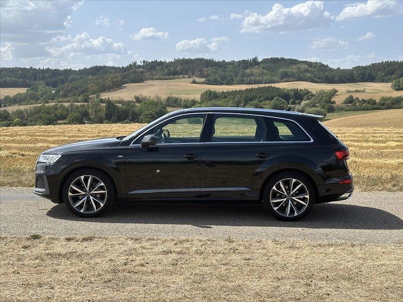 Audi Q7 3.0 - fotka 4 z 36