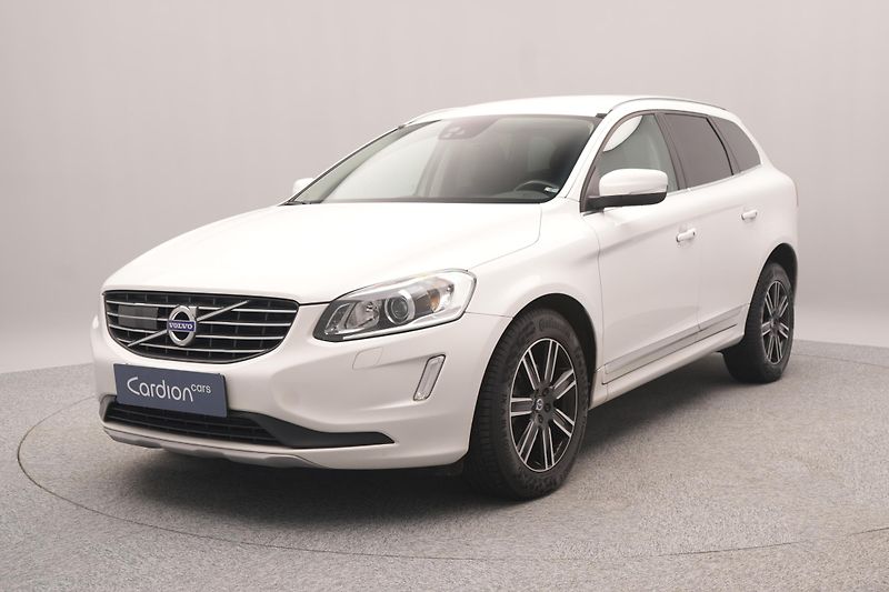 Volvo XC60 D4 AWD SUMMUM AUT REZERVACE - fotografie inzerátu