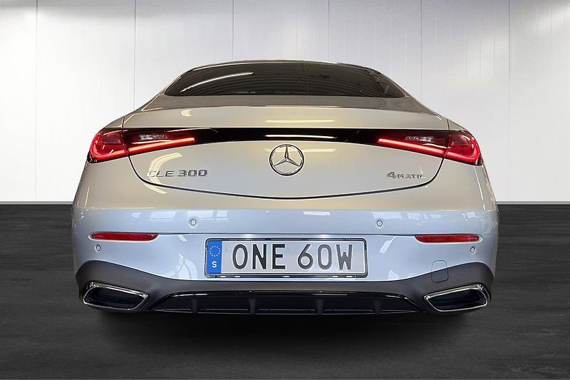 Mercedes-Benz CLE 300 4M AMG Pano Burm 360 DIGI - fotka 4 z 21