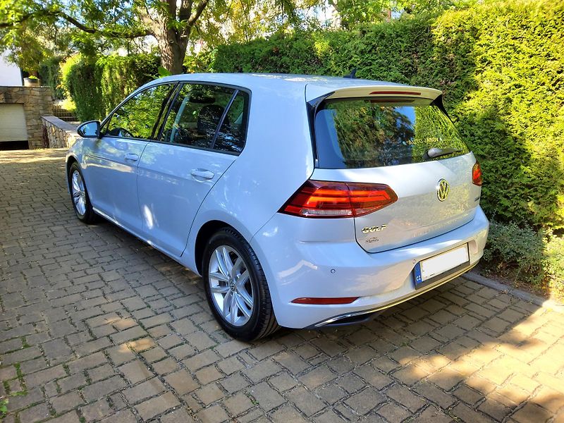 Volkswagen Golf (2018) 1.5TSI 96kW DSG 1maj ČR LED - fotka 4 z 27