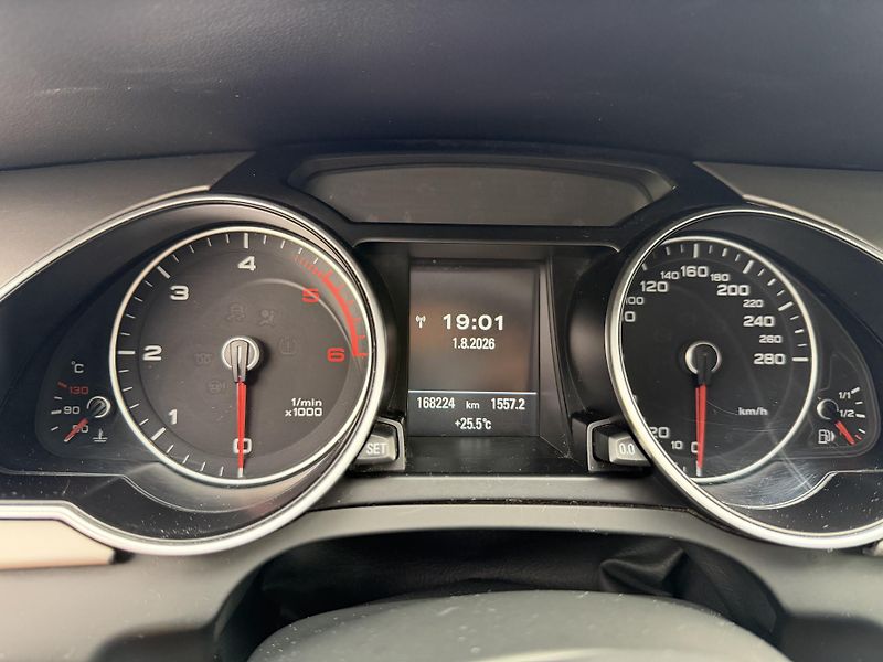 Audi A5 (2014) 2.0 TDI 130kW quattro S line - fotka 14 z 26
