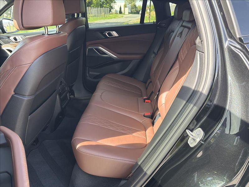 BMW X6 3,0 xDrive 40i Mpaket ČR DPH - fotka 11 z 49
