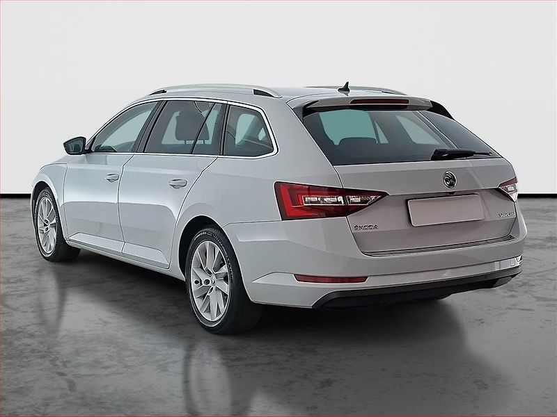 Škoda Superb (2019) 2.0 TDI, Navi, Bi-Xenony - fotka 4 z 21
