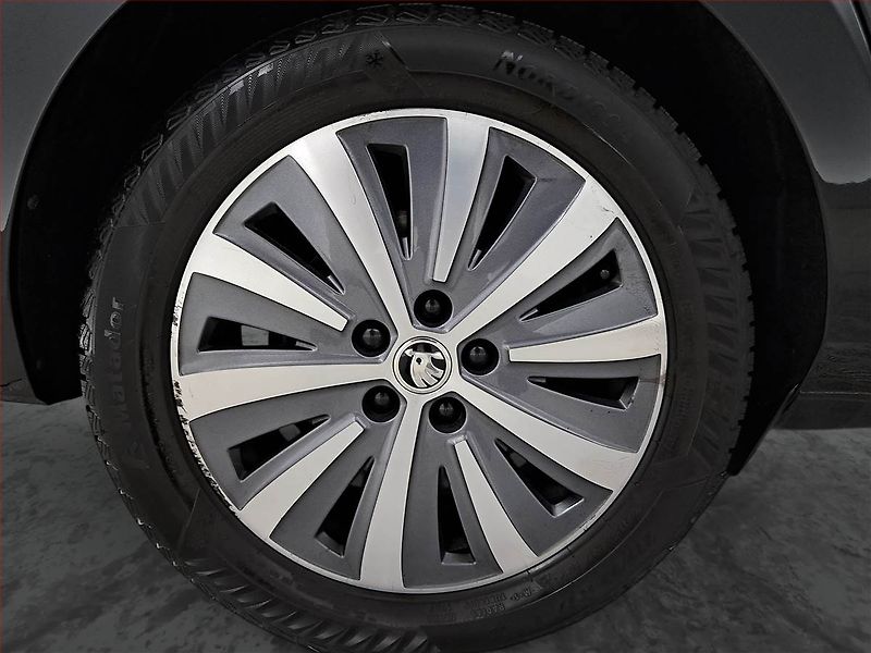 Škoda Superb (2021) Style 1.5 TSI, Automat - fotka 15 z 22