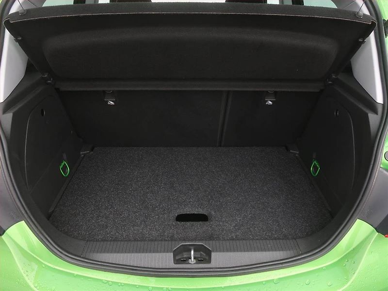 Opel Corsa (2017) 1.4 Turbo, Serv.kniha - fotka 12 z 16