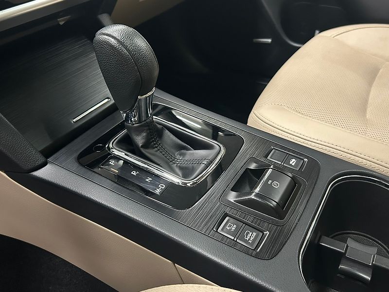 Subaru Outback (2018) 2.5 Executive 2018 | Záruka - fotka 19 z 63