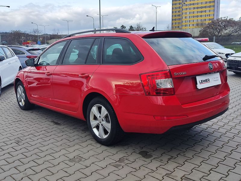 Škoda Octavia 1.6 TDi/81kW Style DSG - fotka 7 z 31